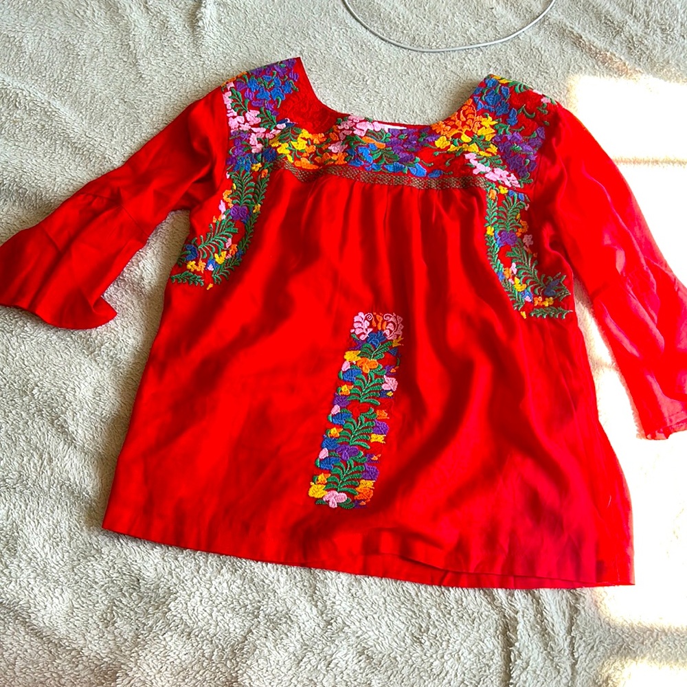 🌹J MARIE🌹 RED MEXICAN SHIRT! NO STAINS AT ALL!!